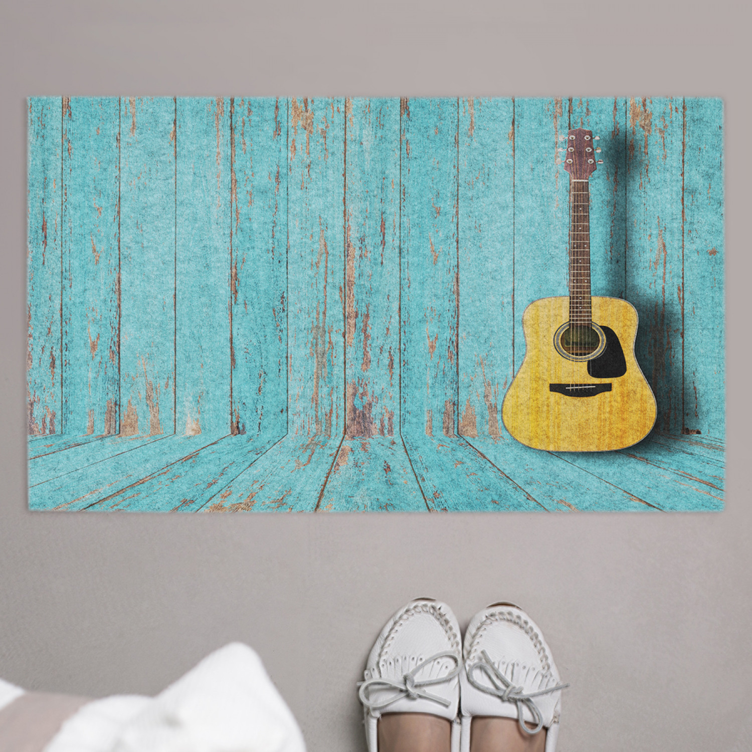 фото Придверный коврик joyarty "гитара на деревянной стене" резиновая основа 75x45 см
