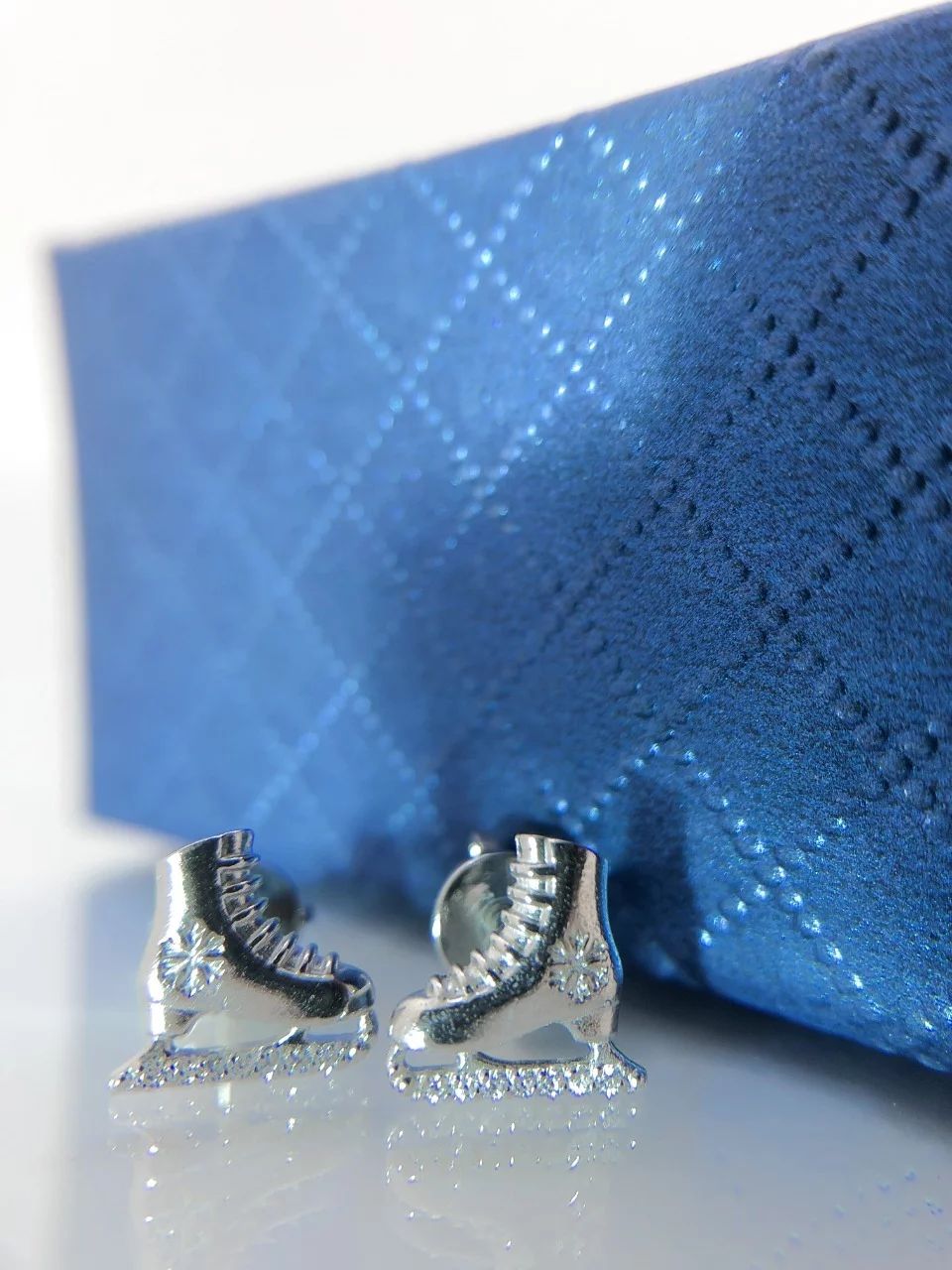 

Серьги из серебра Mood&Spur MS Jewellery Коньки, фианит, Коньки