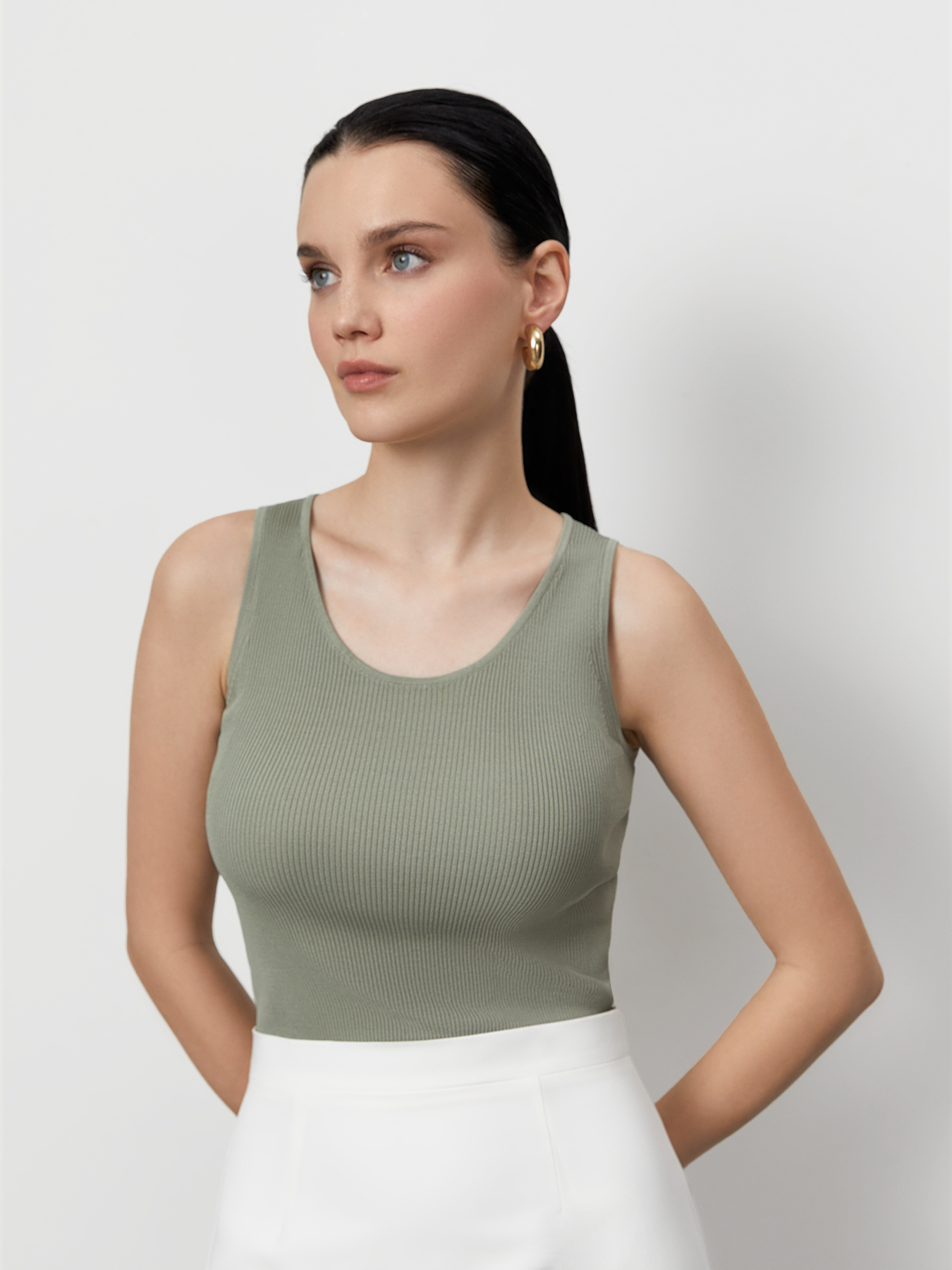 

Топ женский Just Clothes 000000496 хаки 46 RU, 000000496
