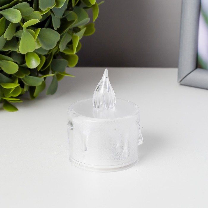 

Ночник "Морозная свеча" LED 3000К от батареек AG13 белый 4,7х4,7х4,9 см