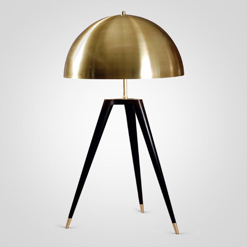 фото Настольная лампа matthew fairbank fife tripod table lamp imperiumloft