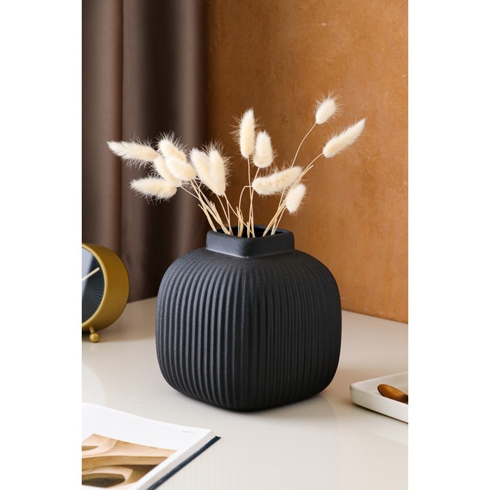 

Ваза керамическая Милан, настольная, черная, 18 см