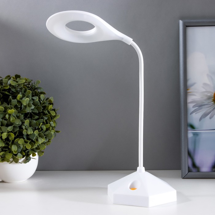 

Лампа настольная "Гексагон" LED 1 режим 2Вт USB белый 12х12х41 см