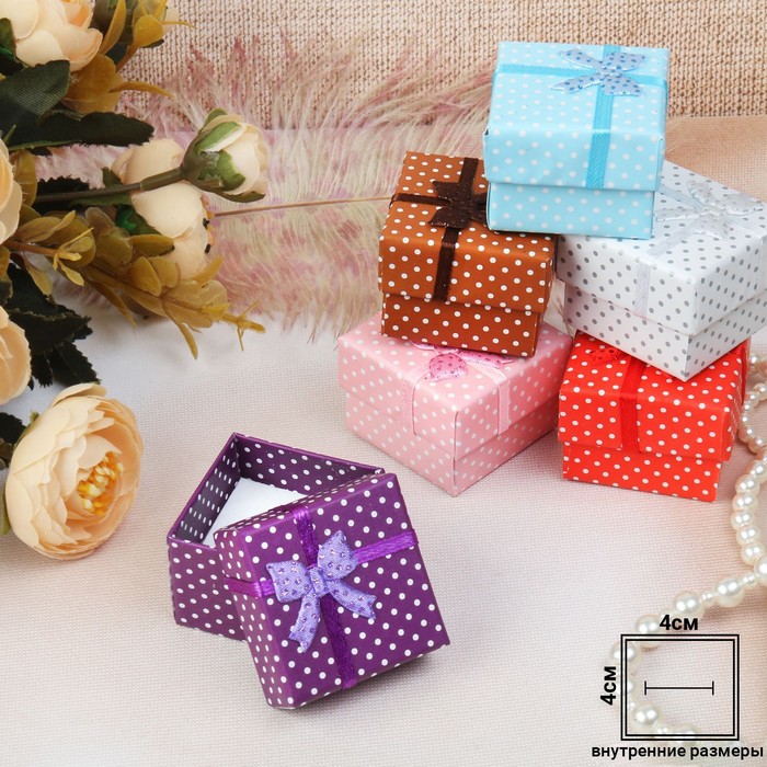 

Коробочка подарочная под кольцо Горошек с бантом, 4*4, цвет МИКС