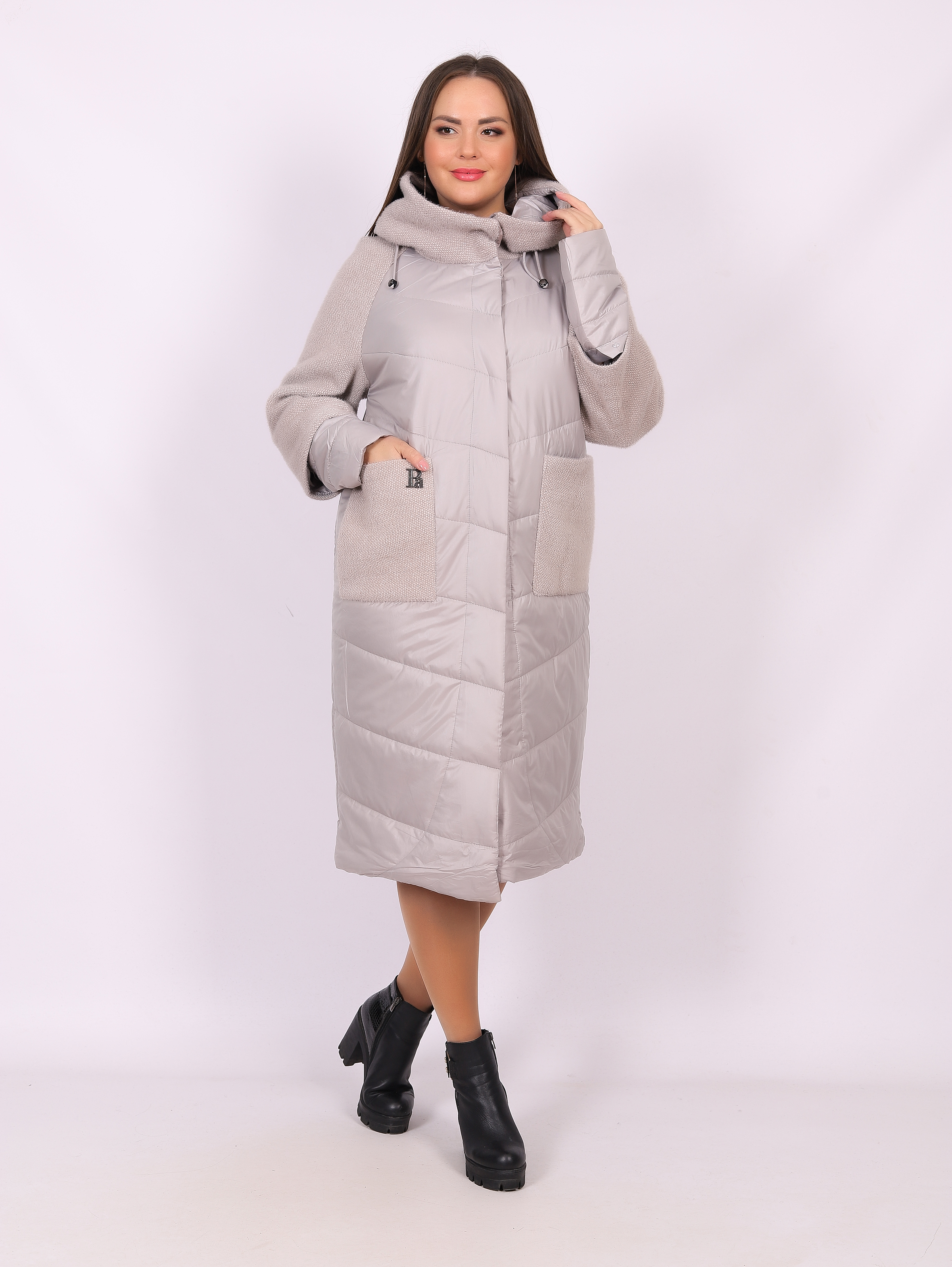 

Куртка женская Louren Wilton 91166 бежевая 52 RU, 91166