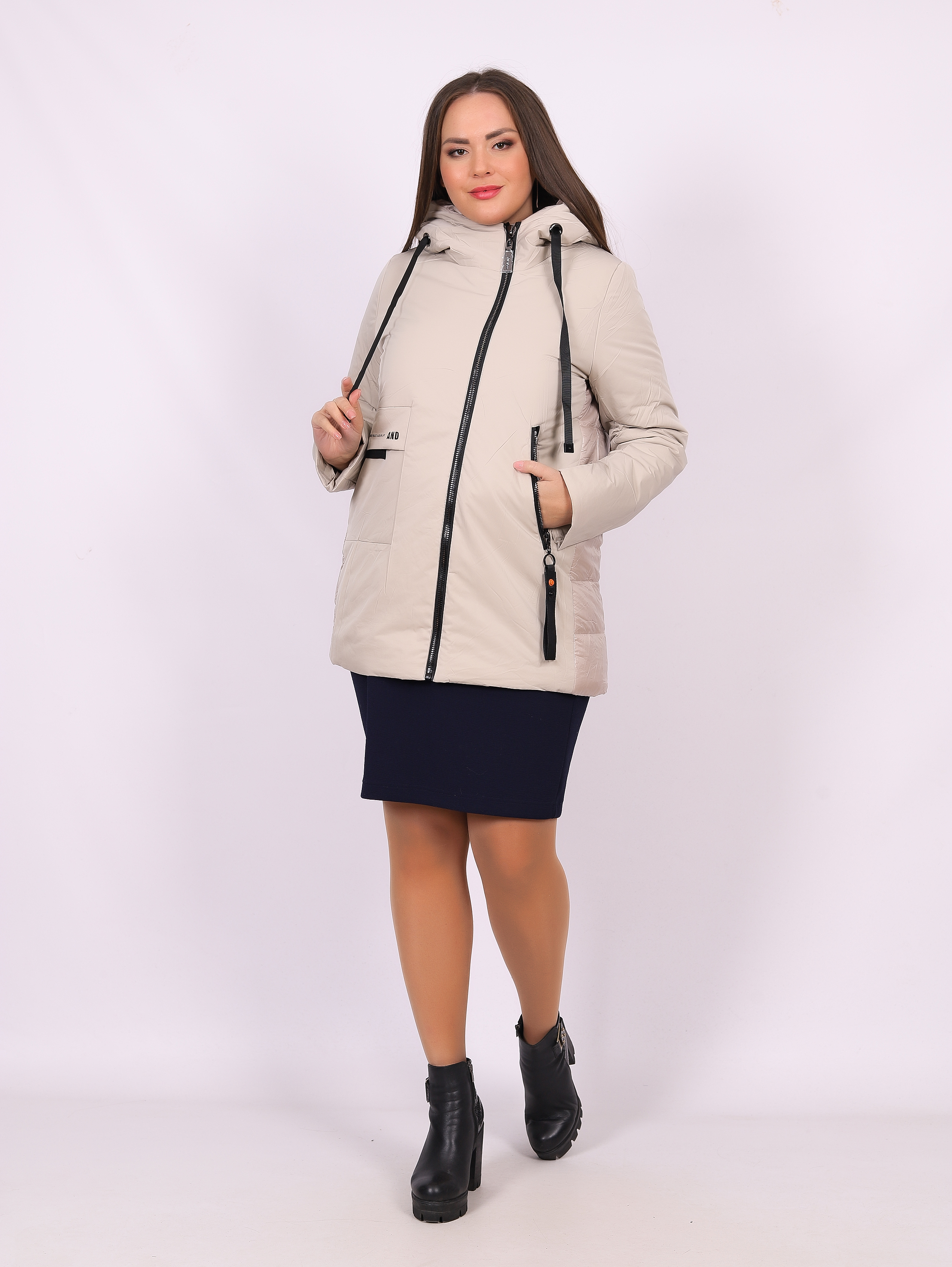 

Куртка женская Louren Wilton 91137 бежевая 56 RU, 91137