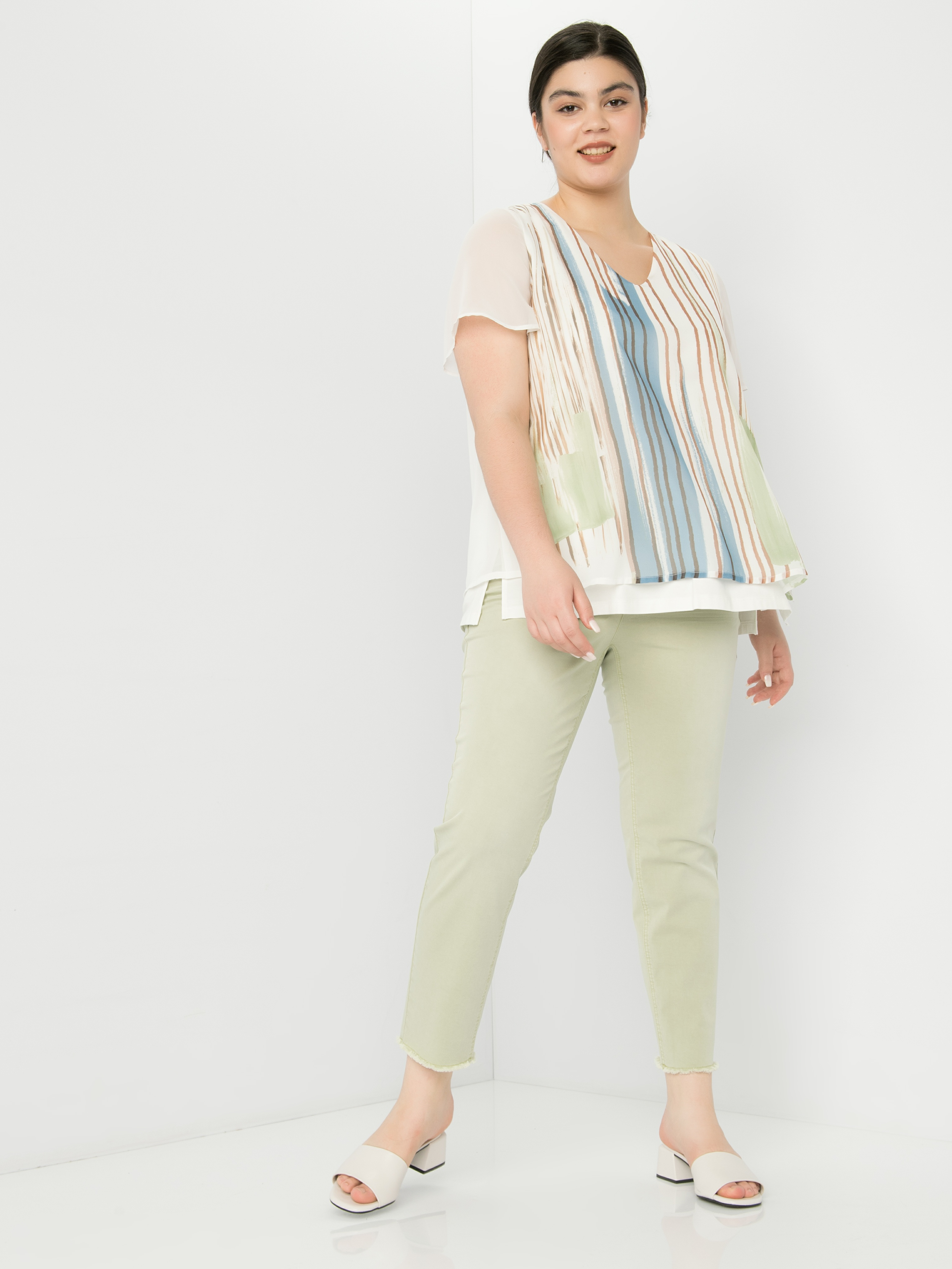

Футболка женская SAMOON by GERRY WEBER 871051-26215-9702 белая 48, 871051-26215-9702