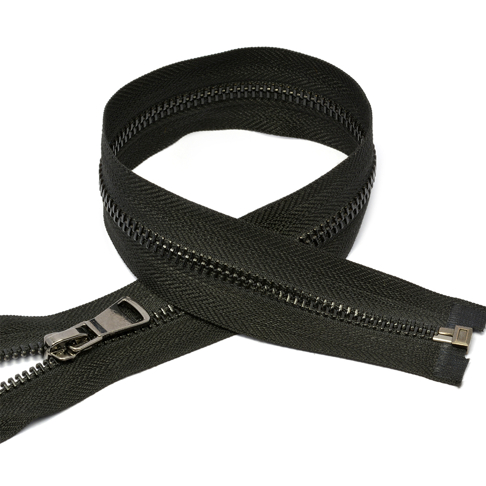 

Молния MaxZipper металлическая 5 черный никель шлифованное звено, 75 см черный ука, BLN5.40.F322.MAG.KOLL