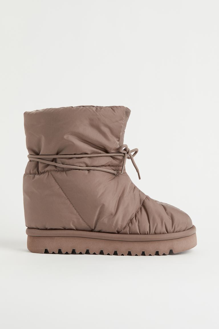 

Дутики женские H&M 1004375 бежевые 41 RU (доставка из-за рубежа), 1004375