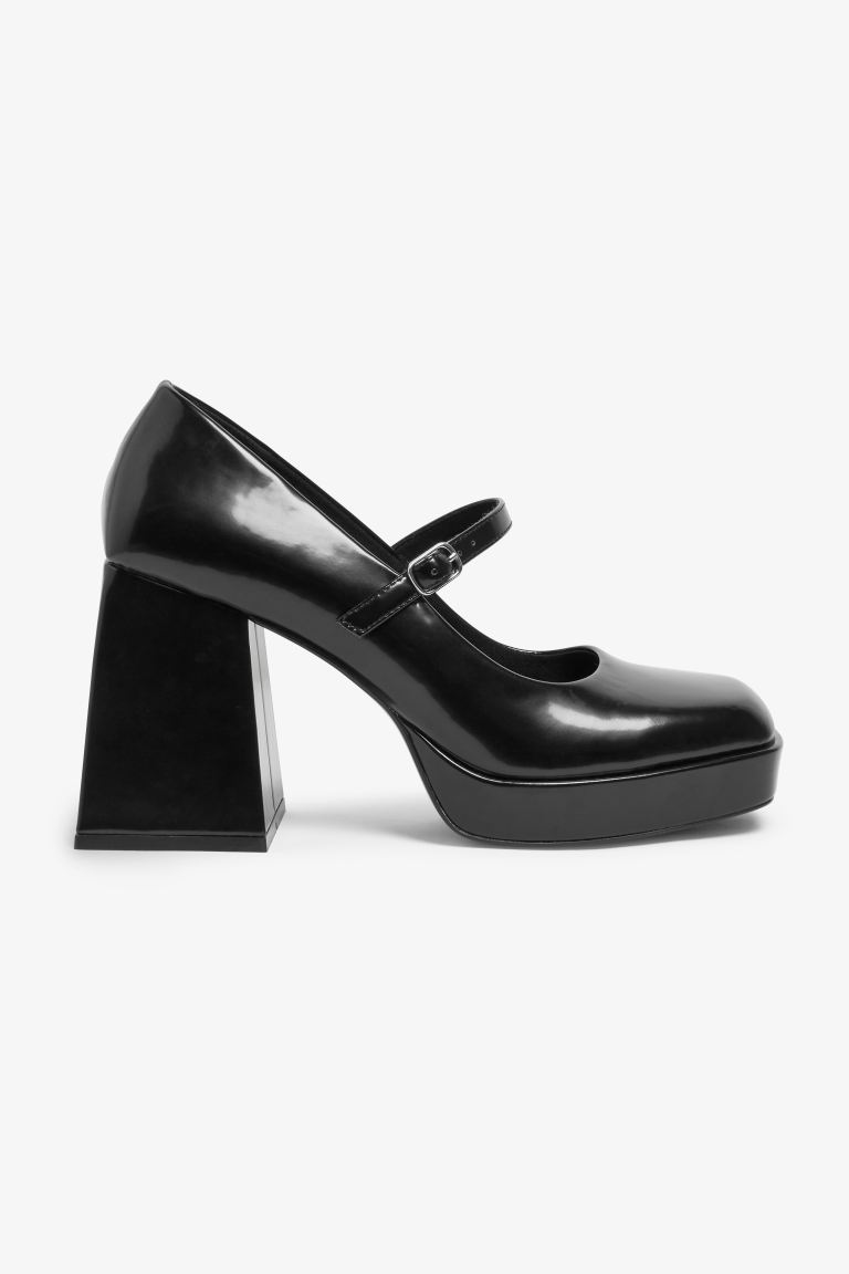 Туфли женские Monki 0996890 черные 41 EU (доставка из-за рубежа)