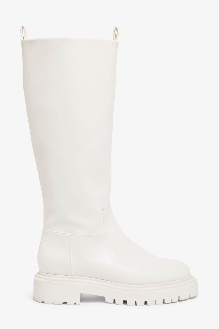 

Сапоги женские Monki 0993388 белые 40 RU (доставка из-за рубежа), 0993388