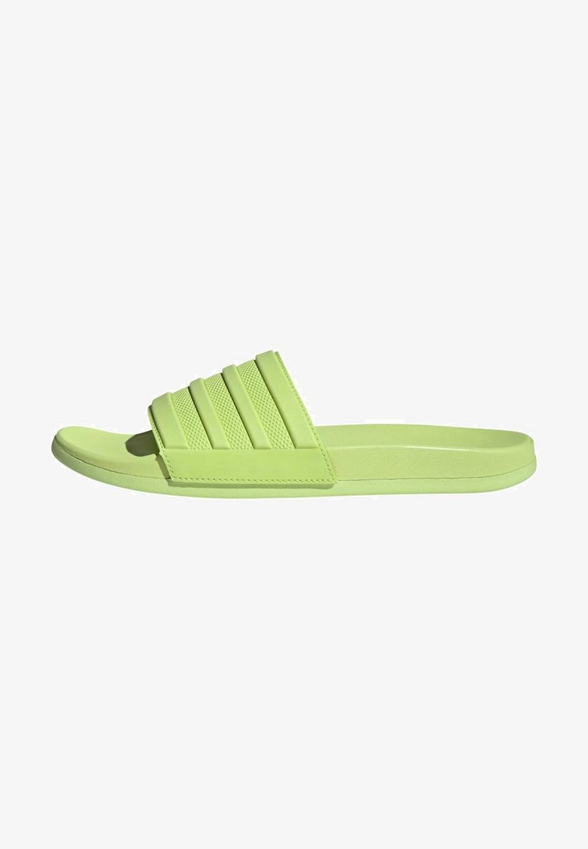 

Сланцы унисекс Adidas Sportswear ADQ15G00A зеленые 44.5 EU, Зеленый, ADQ15G00A