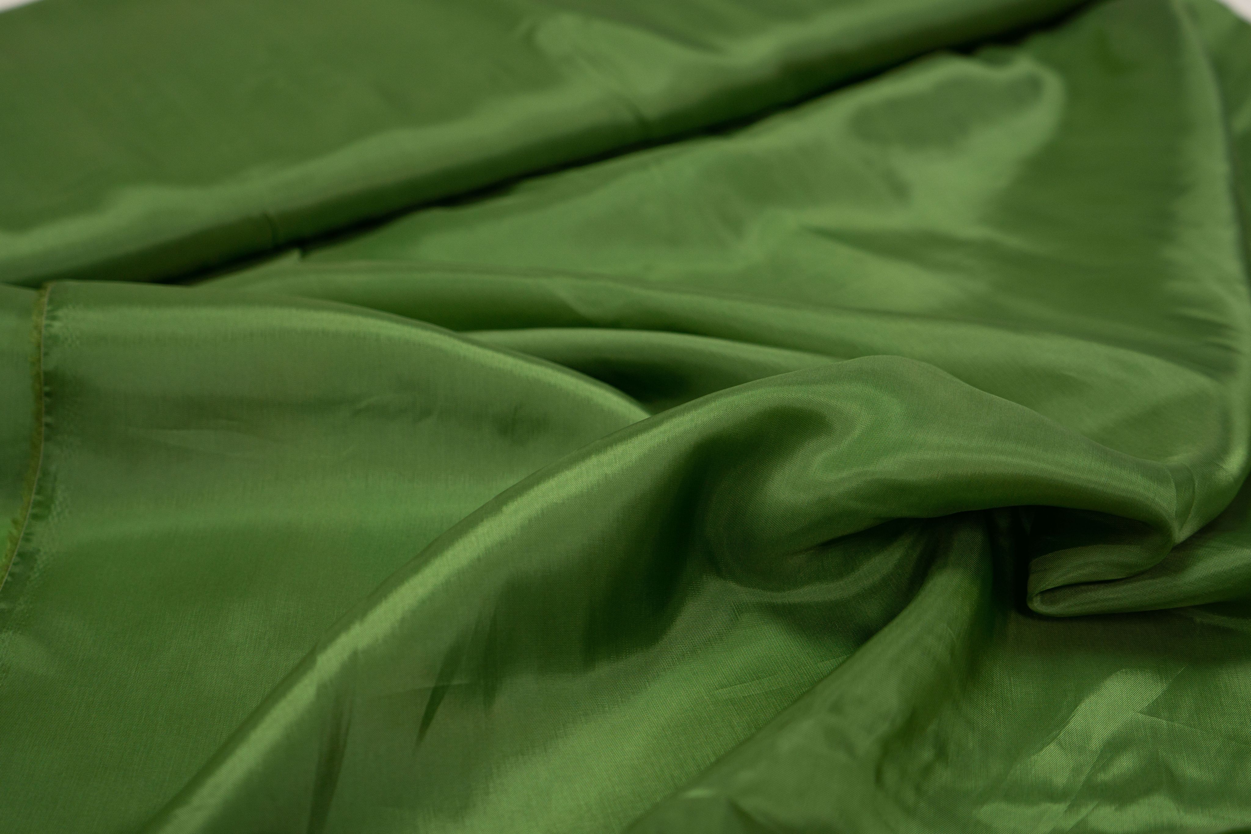 

Ткань UNOFABRIC BEJSD176 Подкладочная купра зеленая. Ткань для шитья 100x140 см, Зеленый