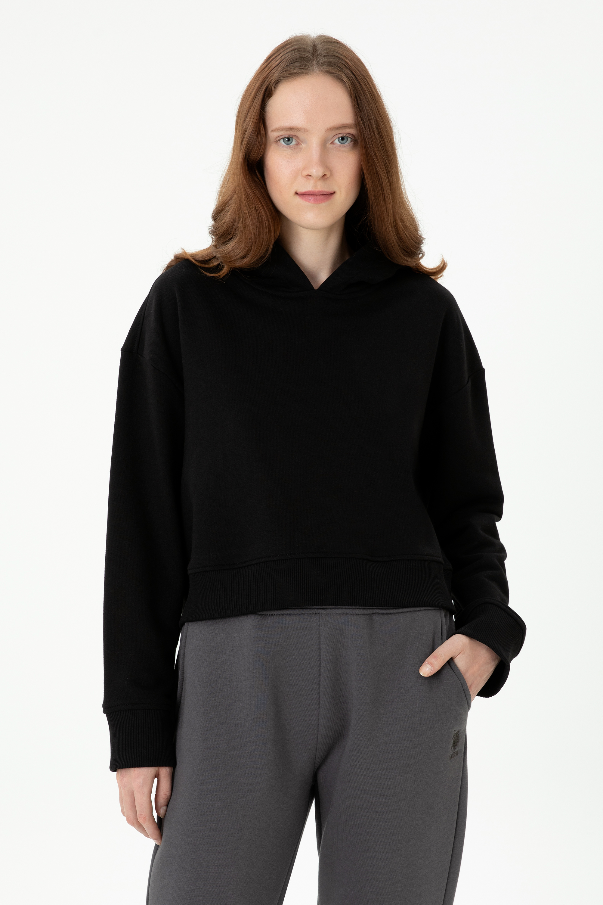 

Худи женское U.S. POLO Assn. G082GL0820RC-GAPIN черное 2XS, Черный, G082GL0820RC-GAPIN