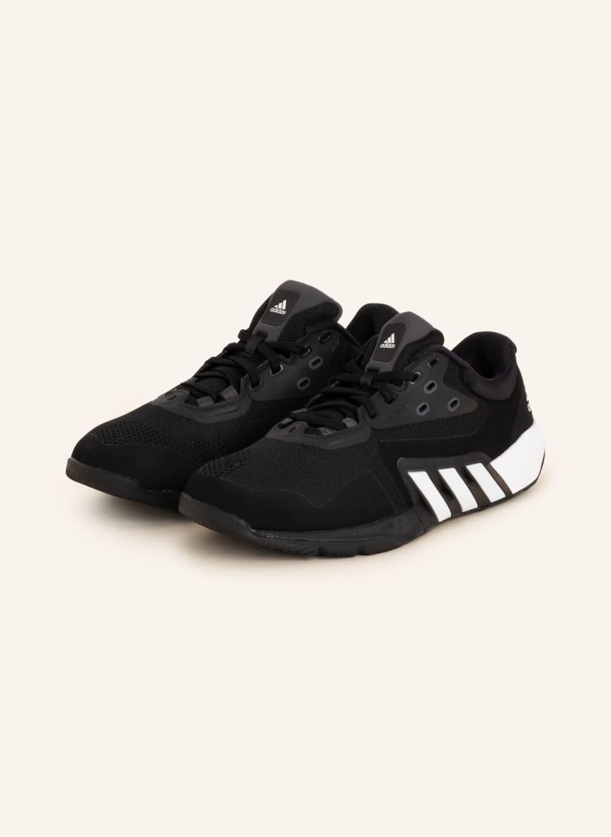 

Кроссовки мужские Adidas 1001298329 черные 42 EU (доставка из-за рубежа), Черный, 1001298329