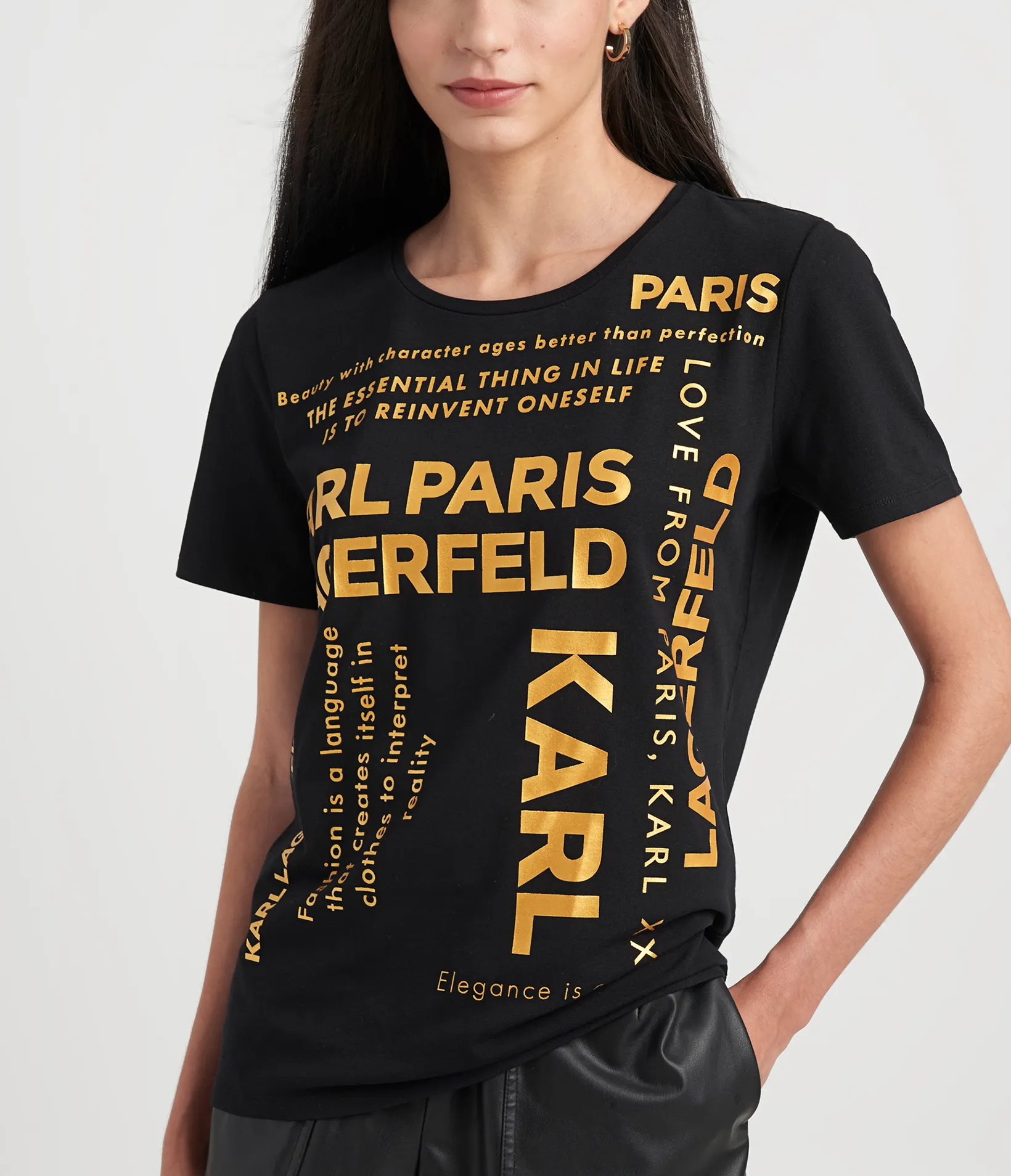 

Футболка женская Karl Lagerfeld L1WHF090 черная M, Черный, L1WHF090