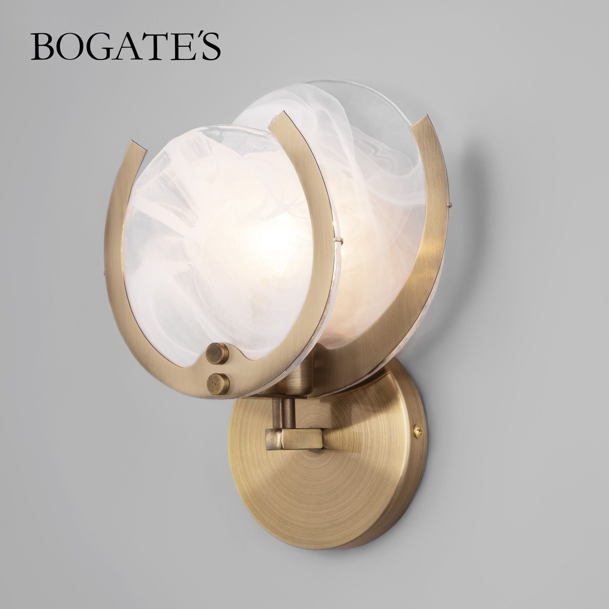 Настенный светильник Bogate's Galicia 354/1 античная бронза белый плафон стекло E14