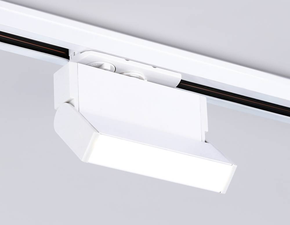 

Трековый однофазный светильник Ambrella Light Track System GL6801, LED, 6W