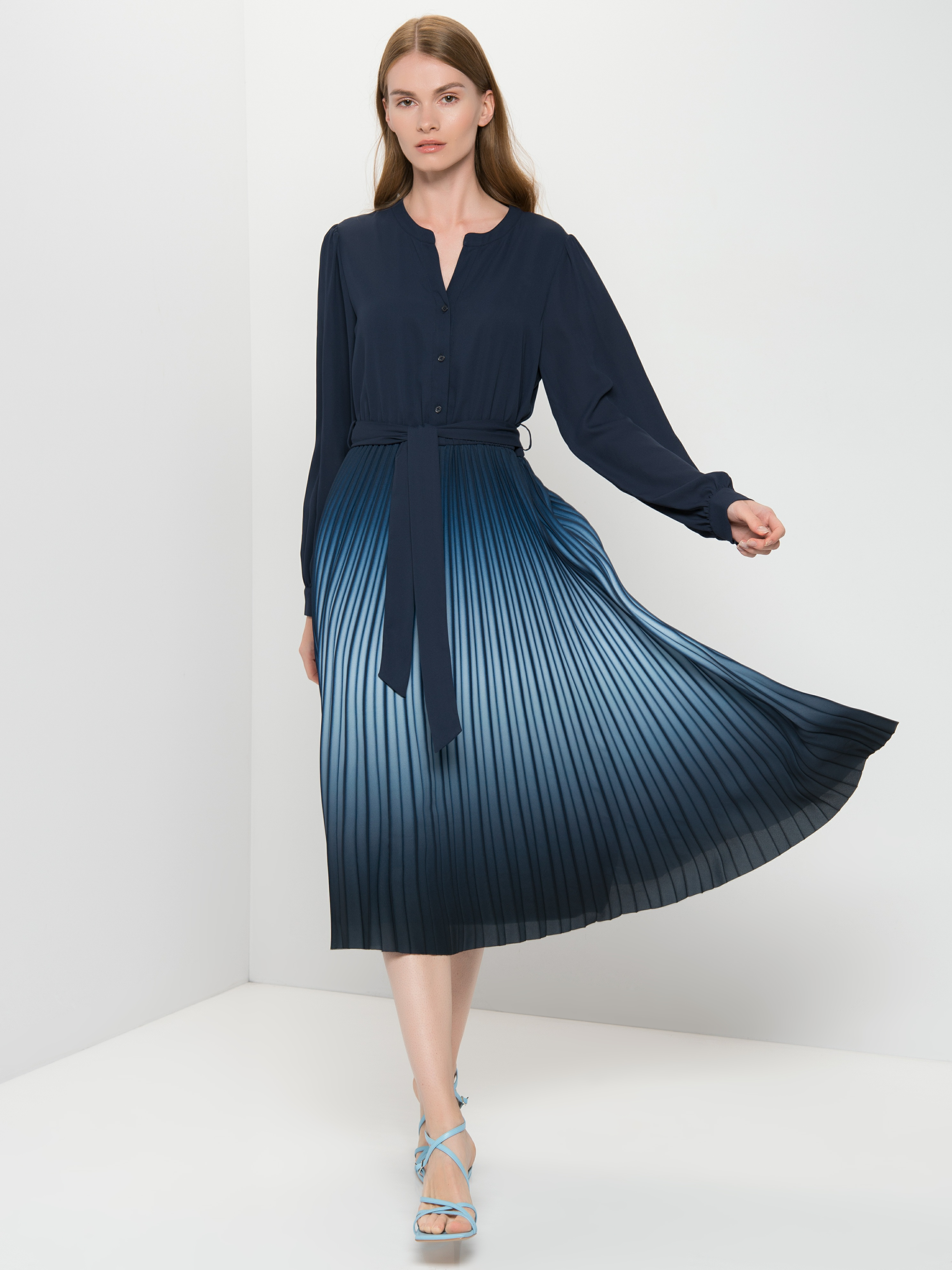 

Платье женское Gerry Weber 780004-31502-8115 синее 42, 780004-31502-8115