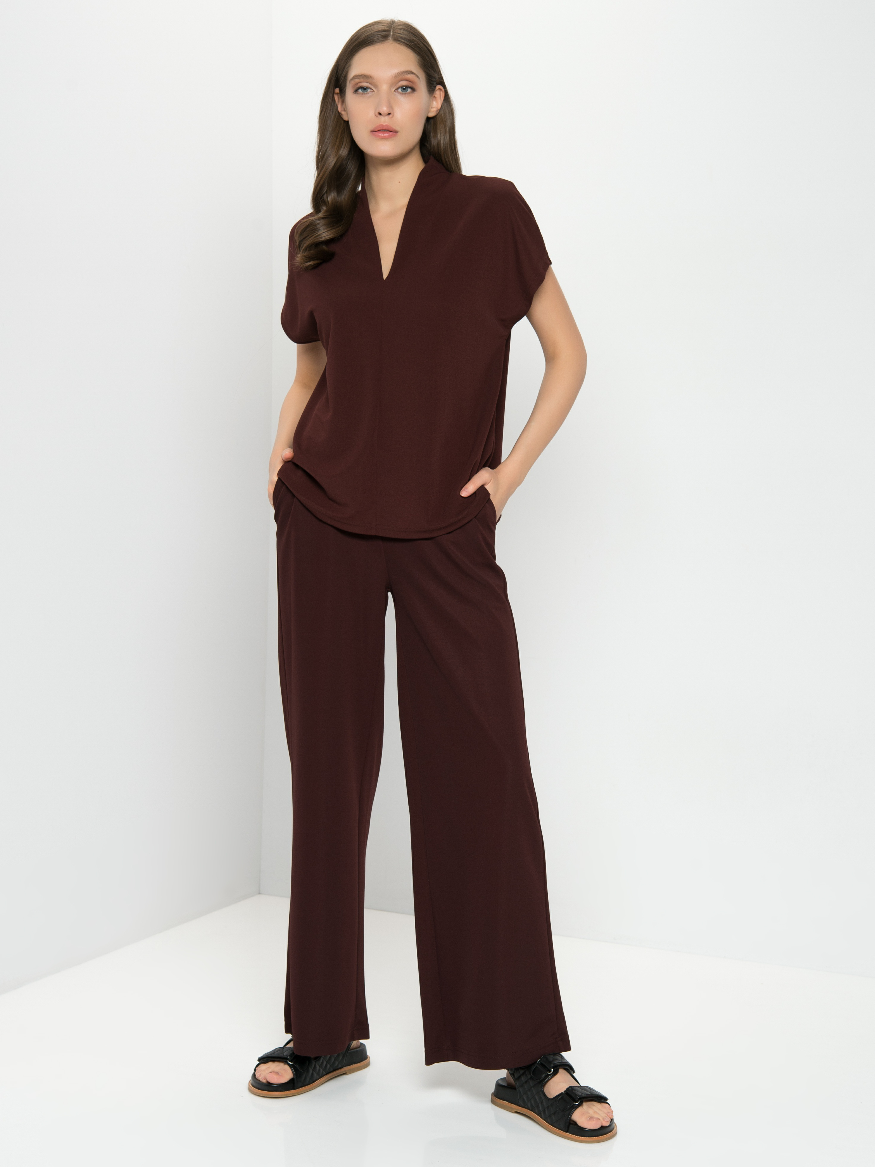 

Футболка женская Gerry Weber 770236-35042-60693 коричневая 40, 770236-35042-60693