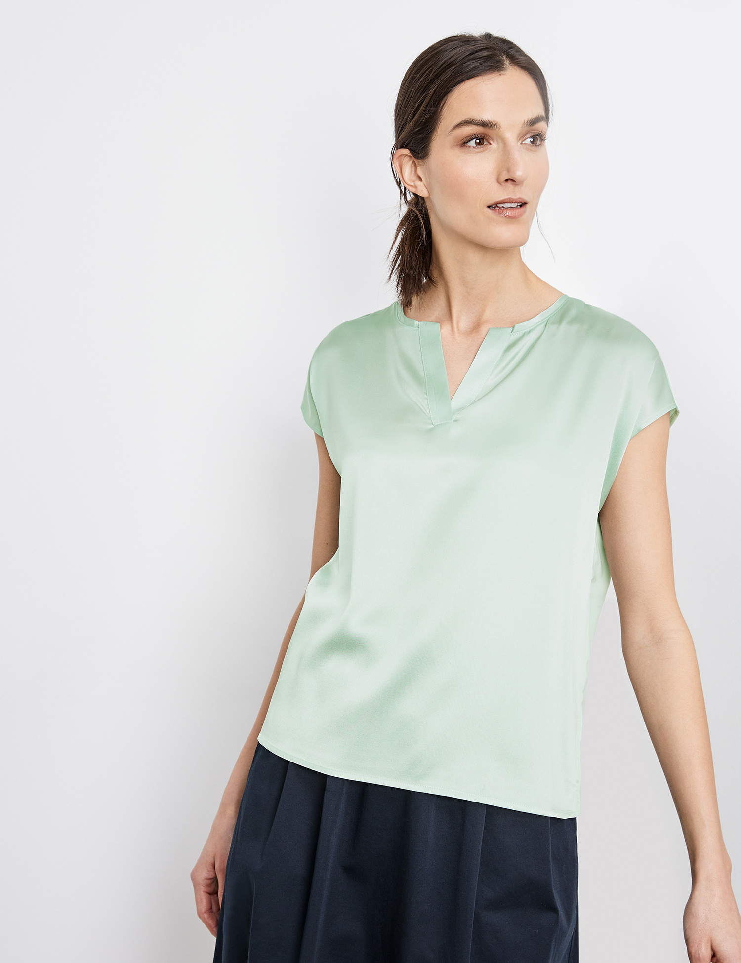 

Блуза женская Gerry Weber 770234-35010-50922 зеленая 38, 770234-35010-50922