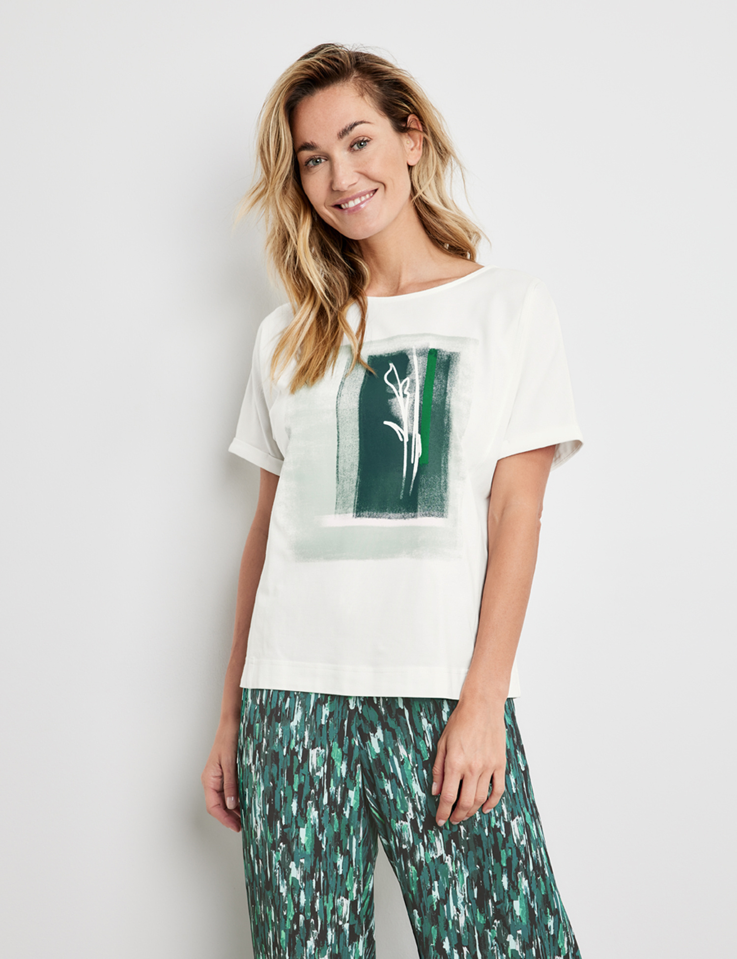 

Футболка женская Gerry Weber 770223-35001-99700 белая 38, 770223-35001-99700