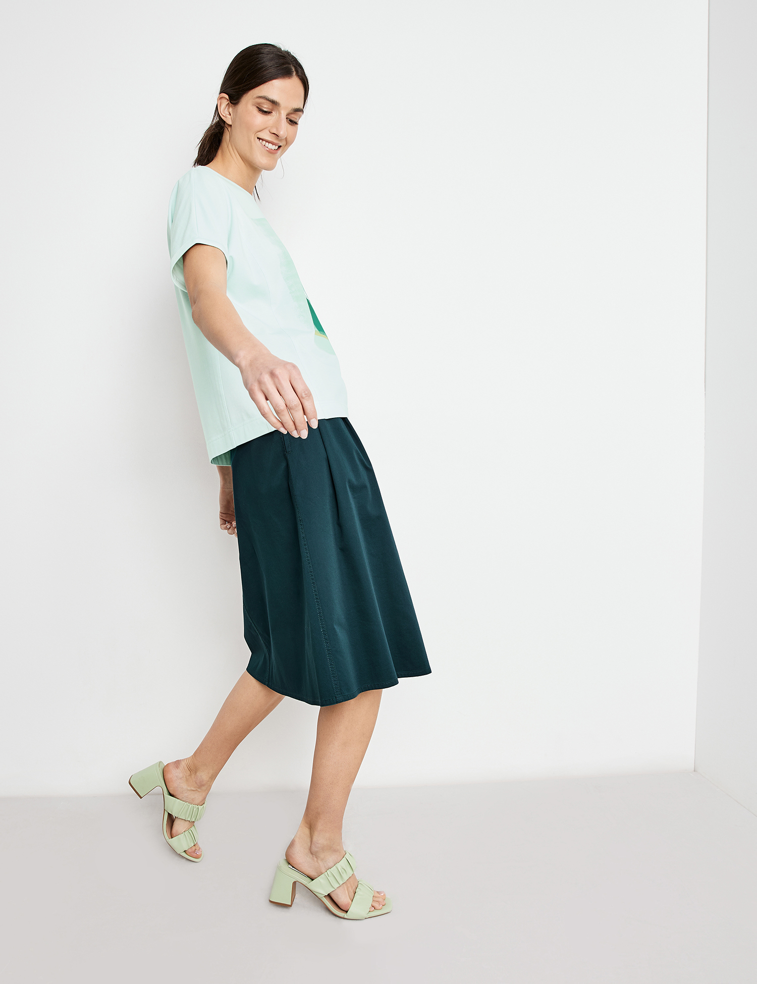 

Футболка женская Gerry Weber 770223-35001-5110 зеленая 44, 770223-35001-5110