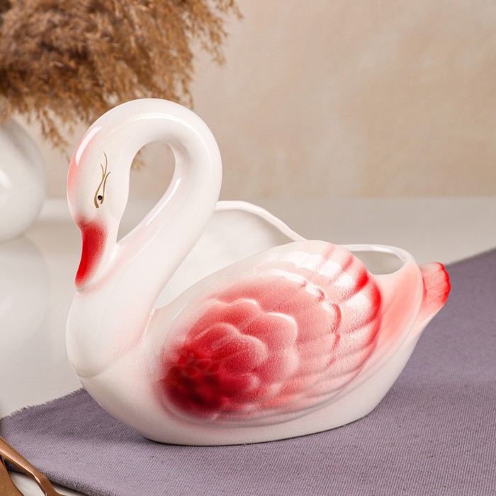 

Конфетница Лебедь, белая, керамика, 19 см, микс