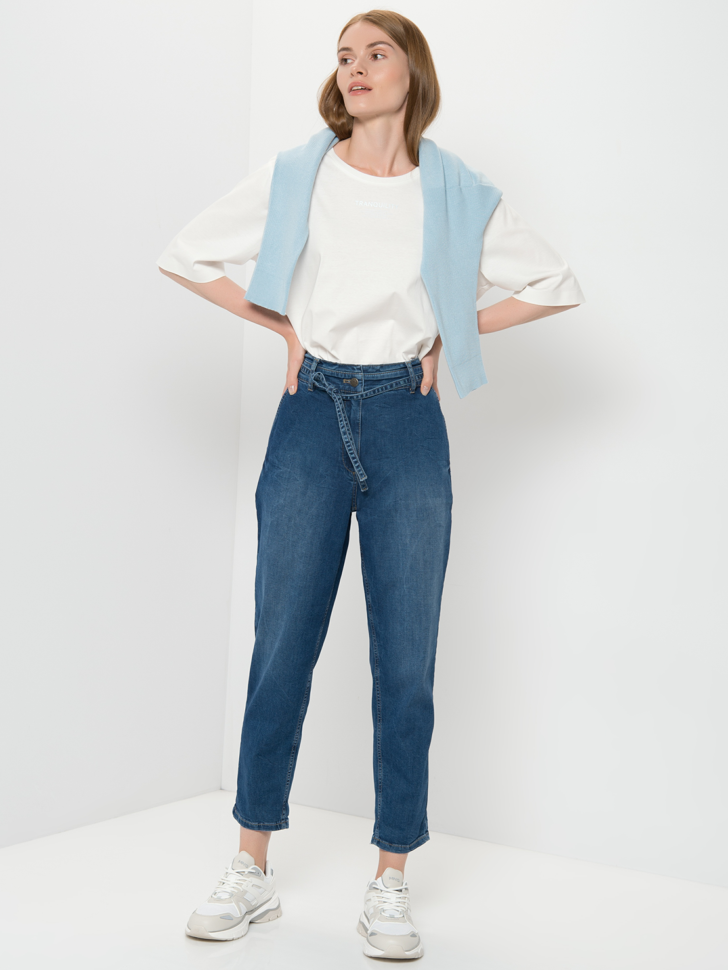 

Футболка женская Gerry Weber 770212-35012-9080 белая 46, 770212-35012-9080