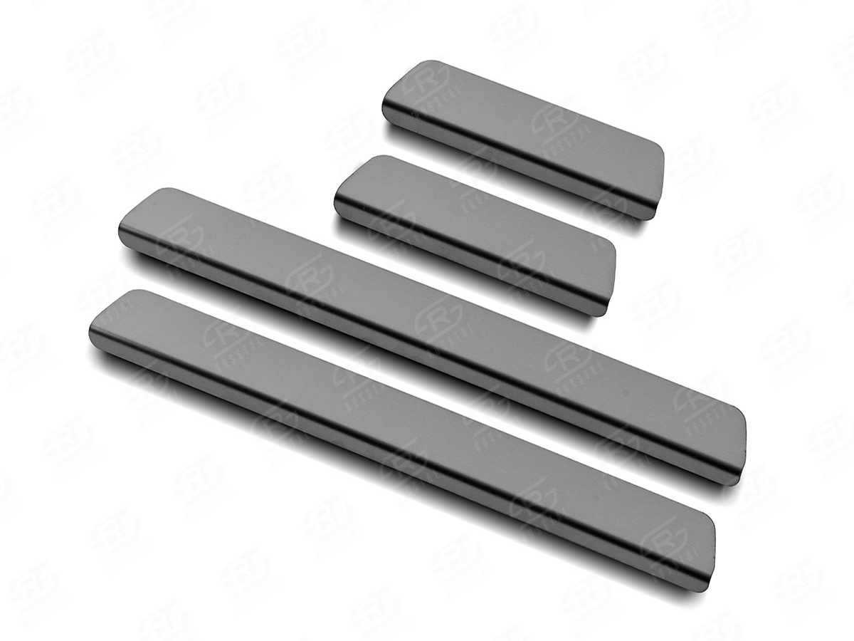 

Накладки на пороги RUSSTAL (нерж., шлиф) HYSOL17-02