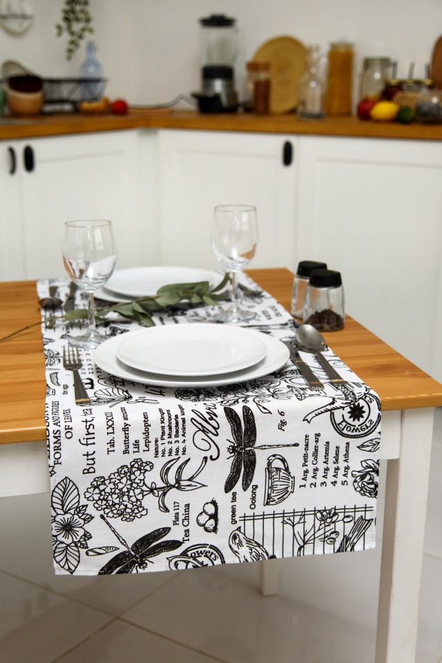 

Дорожка на стол Amaro Home HOME-1002-GVB