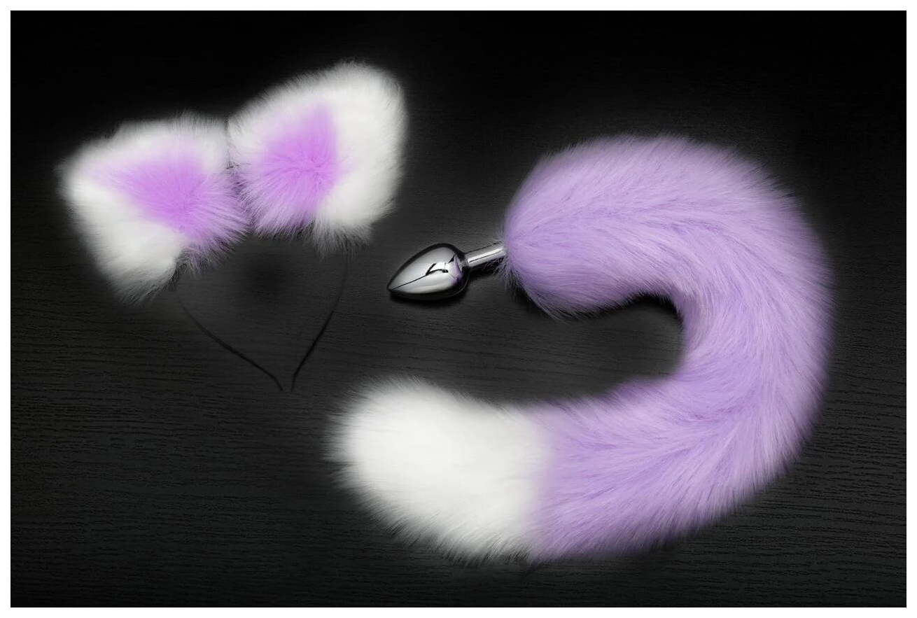 Серебристая анальная пробка с фиолетово-белым хвостиком и ободком-ушками Пикантные штучки