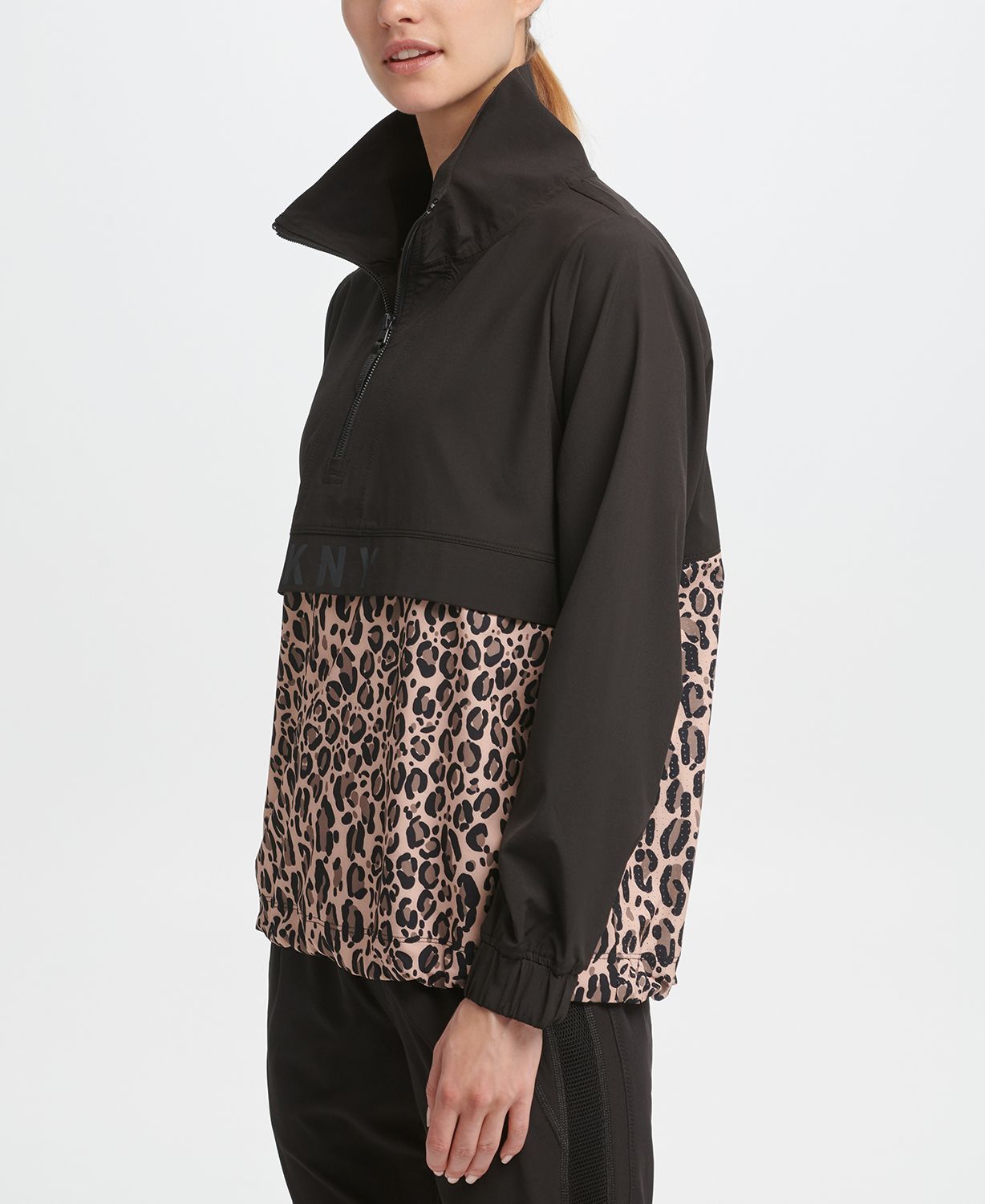 

Спортивная ветровка женская DKNY DP9T6857 черная XS, DP9T6857