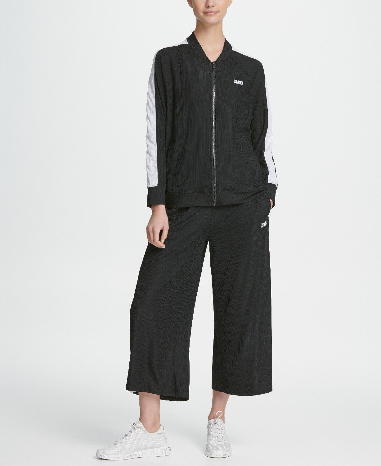 

Толстовка женская DKNY DP9J8488 черная XS, DP9J8488