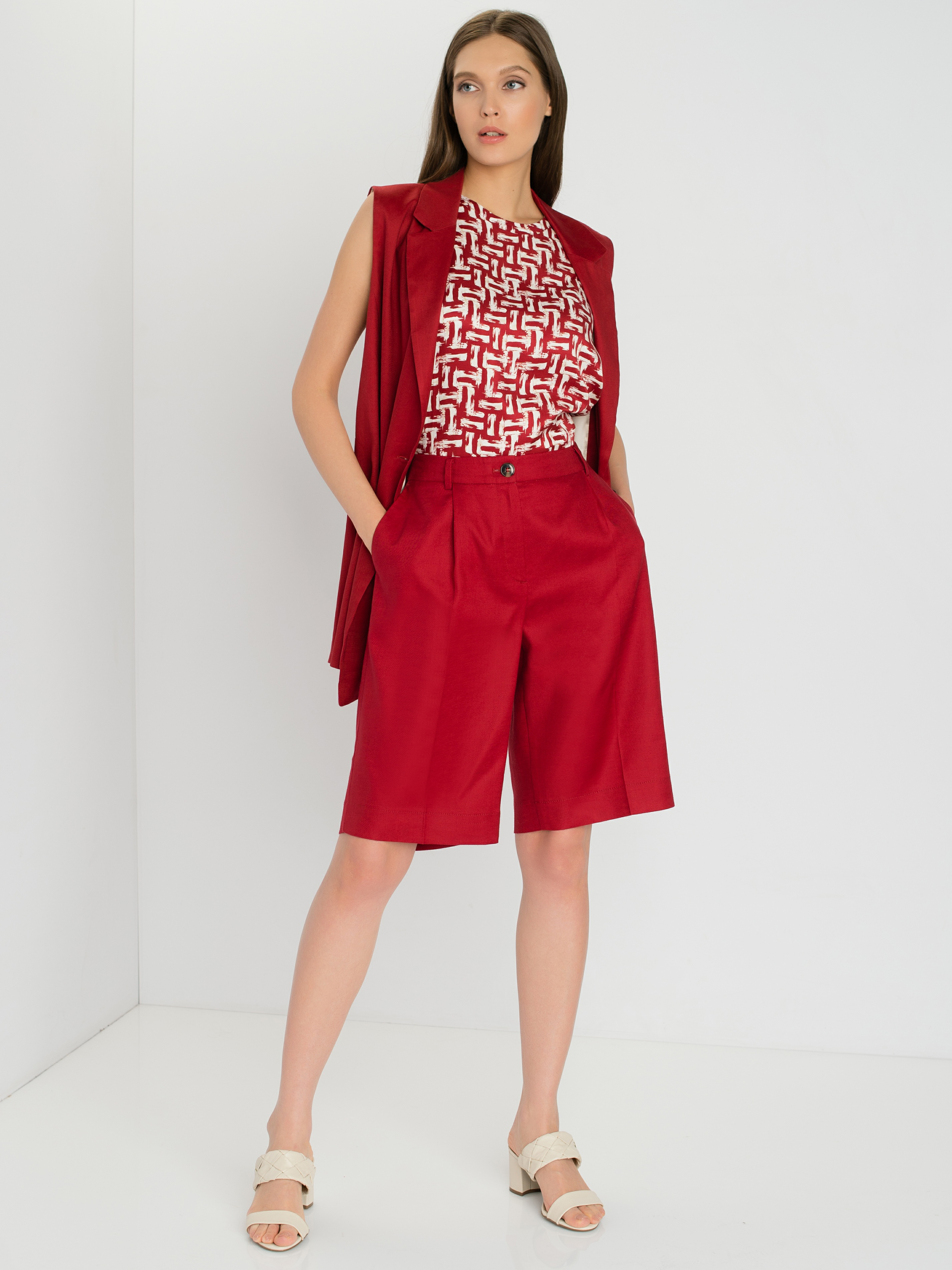 

Шорты женские Gerry Weber 720027-31263-60695 красные 44, 720027-31263-60695