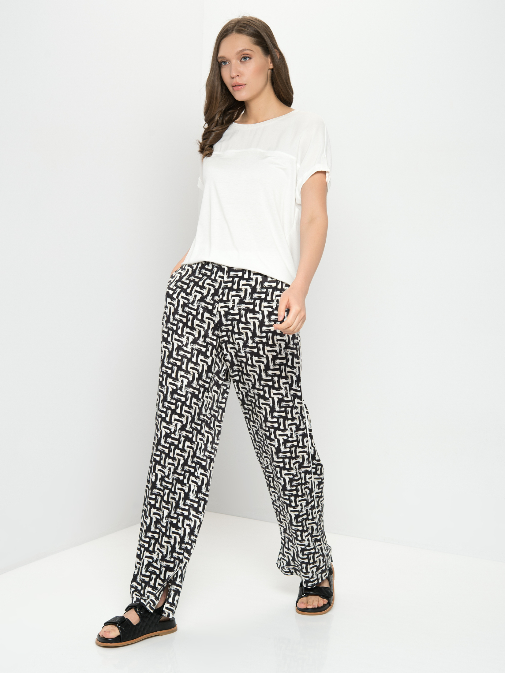

Брюки женские Gerry Weber черные, 720024-31226-9019