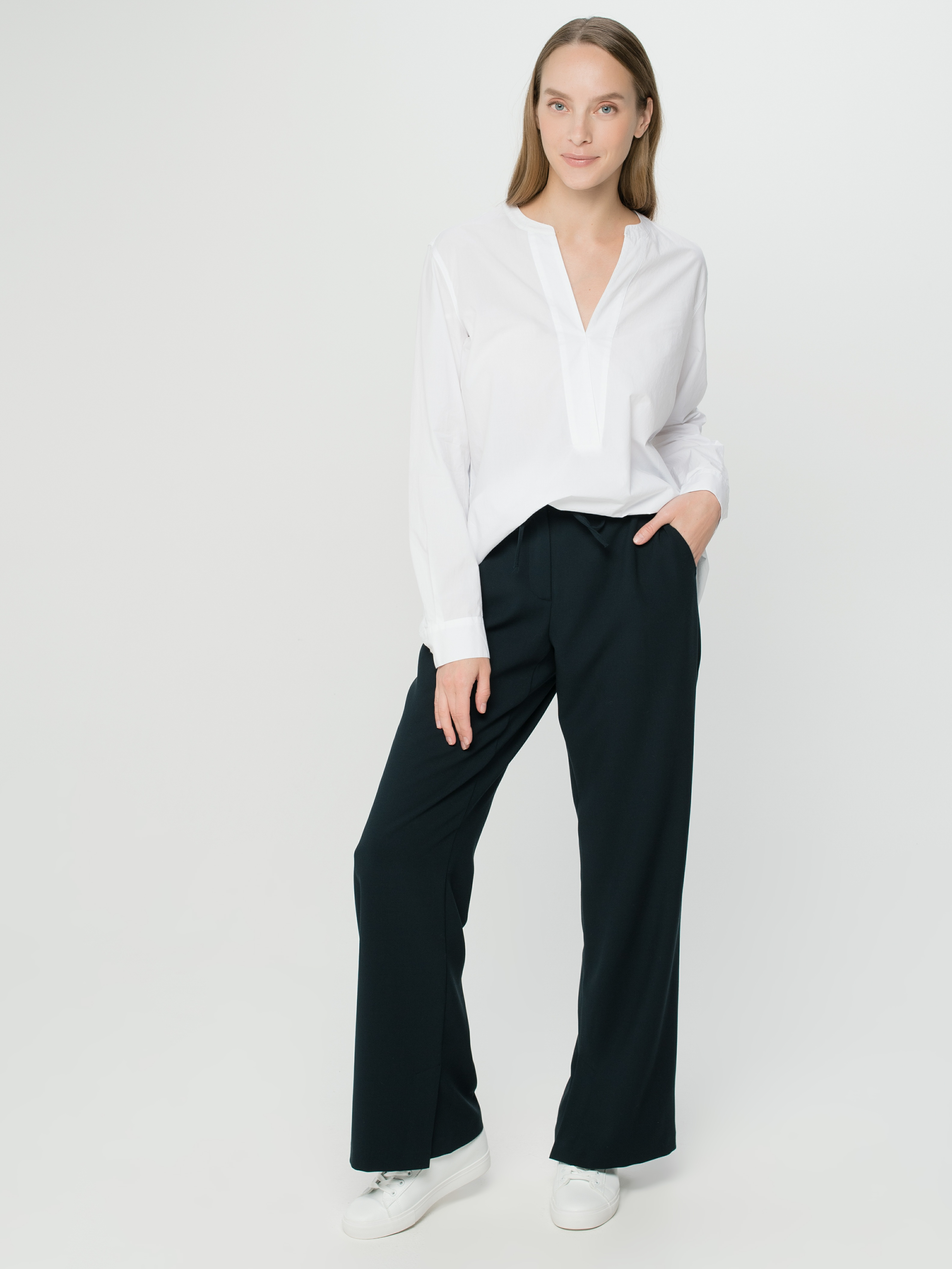 

Брюки женские Gerry Weber 720008-31331-80890 синие 40, 720008-31331-80890