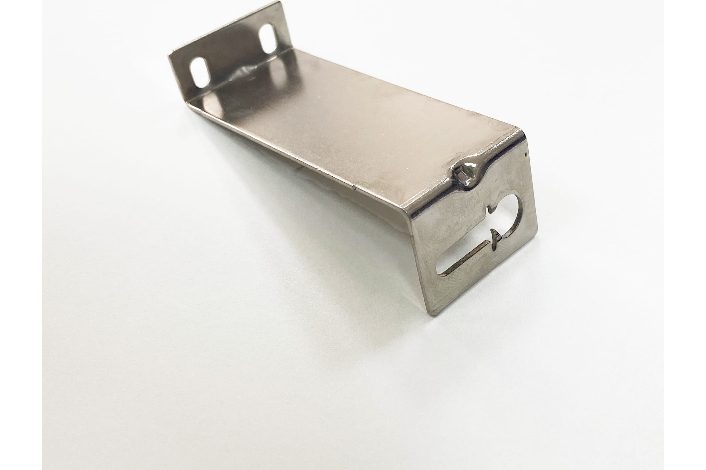 

Клипсы для крепления панели LEDVANCE ECOCLASS SURFACE MOUNT CLIPS 4X 4058075403109