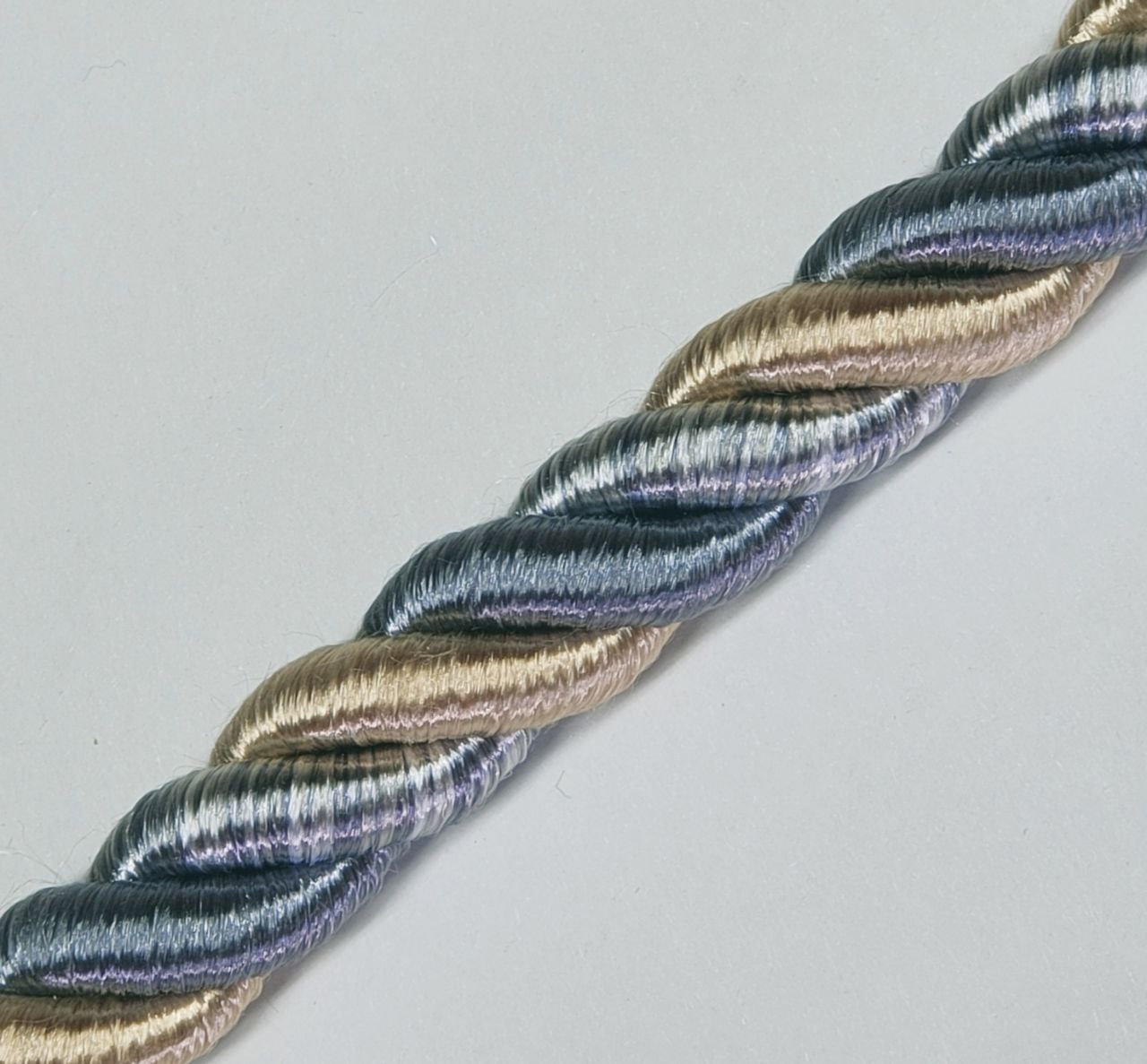 

Шнур декоративный idealtex 15Ш-10-13.5 , длина 10 м, диаметр 15 мм, Белый;желтый;серый, 15ш13.5