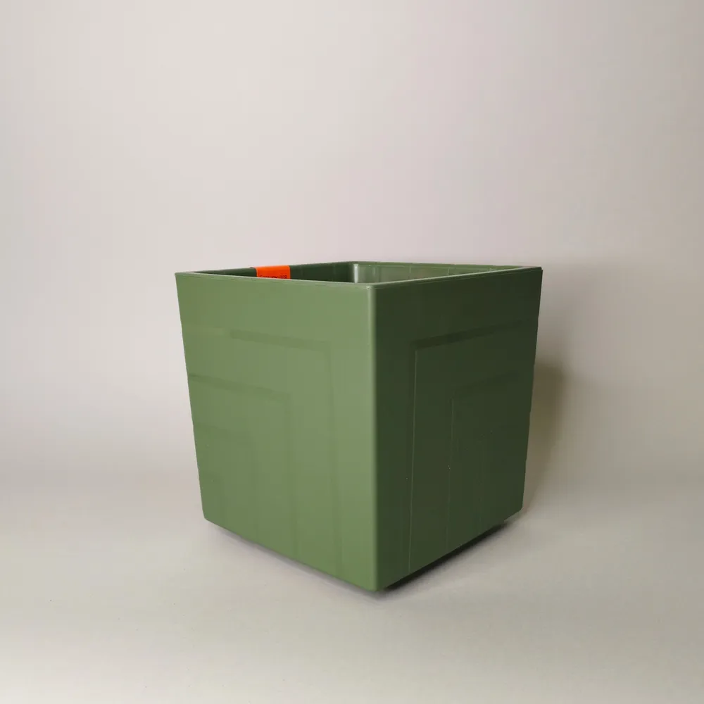 

Цветочное кашпо Live-in-green Квадро с вкладкой пластик М00178264 13 л нефритовый 1 шт., Зеленый, Квадро