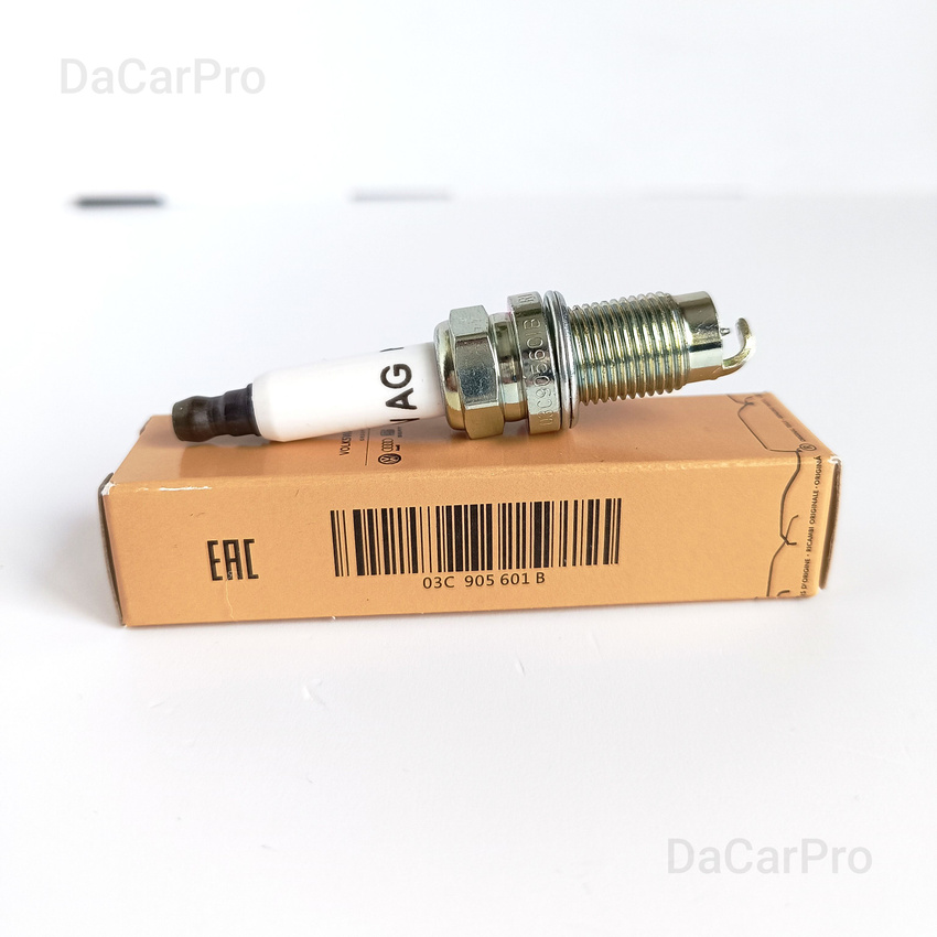 

Свечи зажигания 4 шт. VAG 03C905601B Audi A3 A1/VW Tiguan Polo/Skoda Rapid/Seat Altea и др
