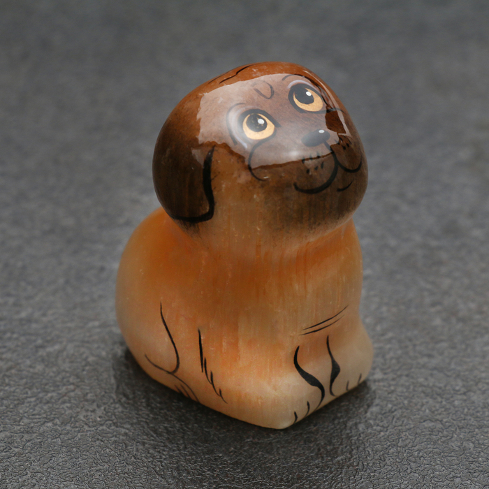 

Сувенир Собака Мопсик, селенит