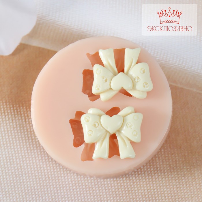 

Молд силикон Арт Узор Бантик с сердечком 1,9х1,6х0,4 см, Оранжевый