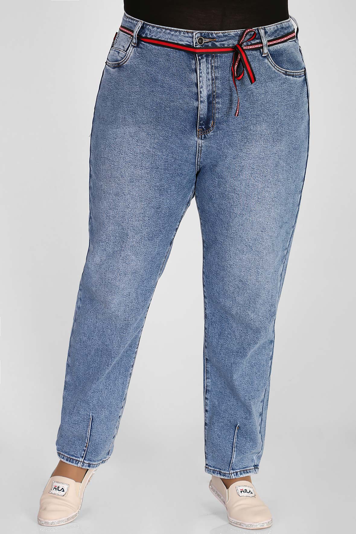 

Джинсы женские AlmondShop М-12 9082 синие 58 RU, М-12 9082