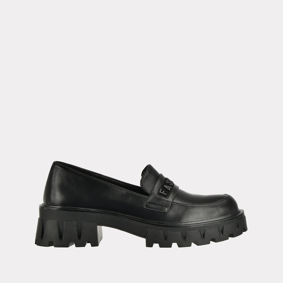 

Лоферы женские Versiya shop N0239 черные 39 RU, N0239