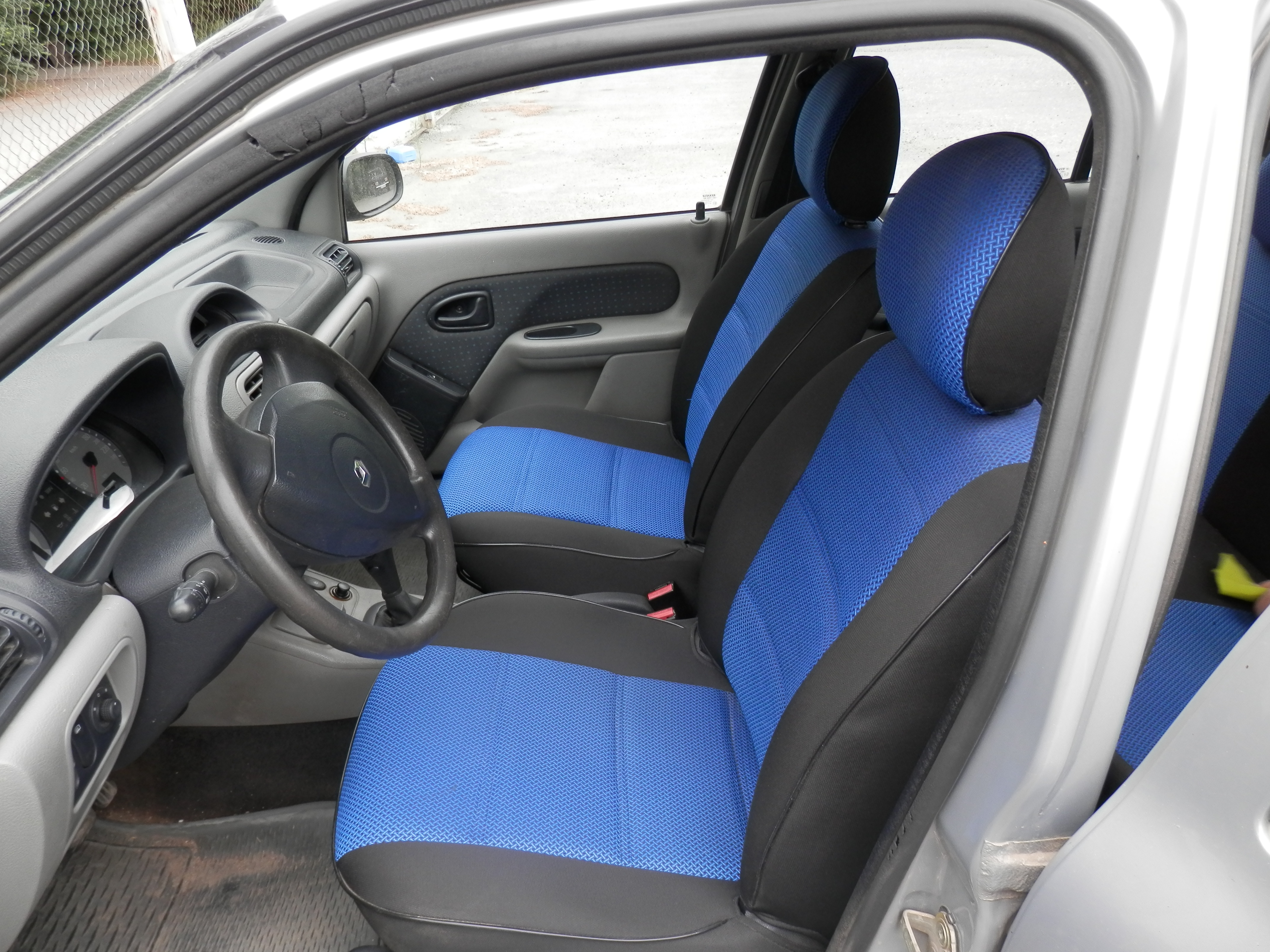 

Чехлы Renault Logan 04-13 жаккард/велюр синие Лидер