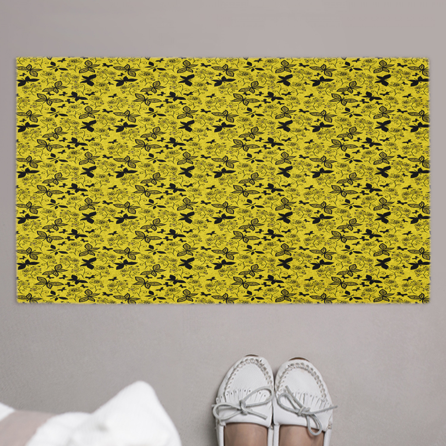 фото Придверный коврик joyarty "абстрактная бабочка" резиновая основа 75x45 см