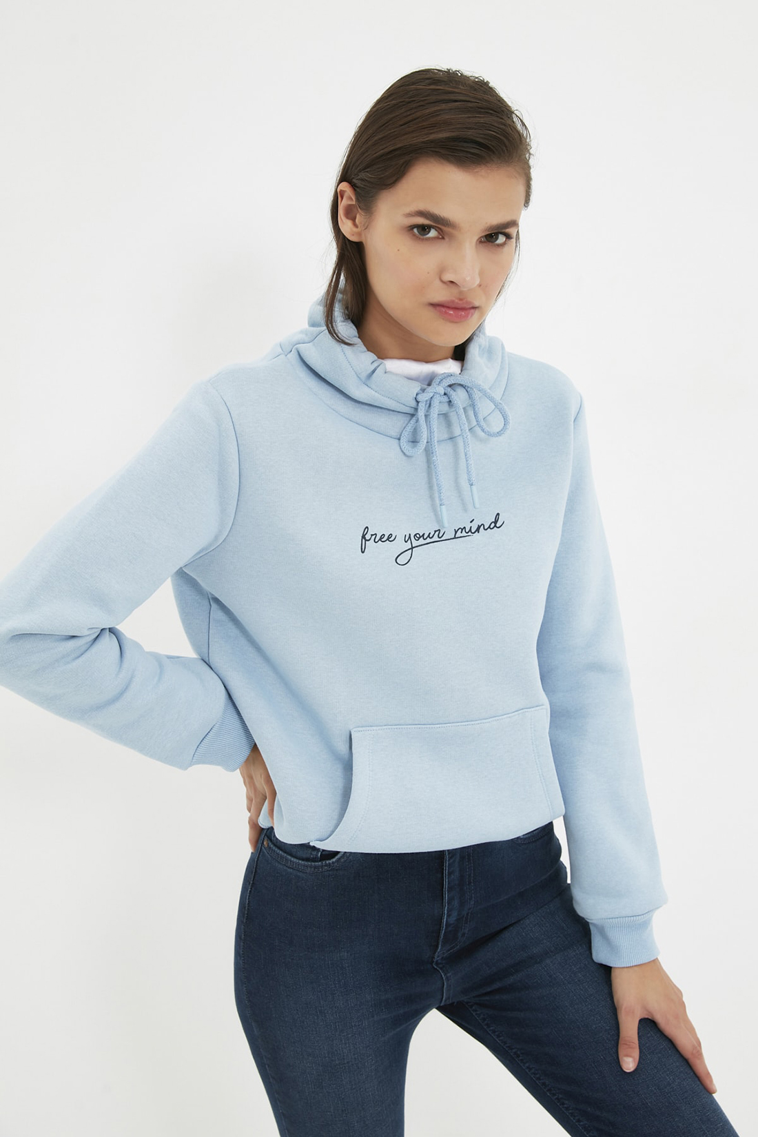 

Худи женское Trendyol TWOAW22SW1998 синее XS, TWOAW22SW1998