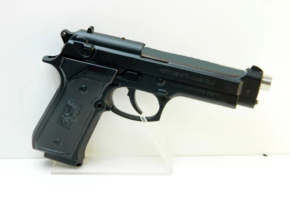 Пистолет зажигалка - Beretta 92 черный