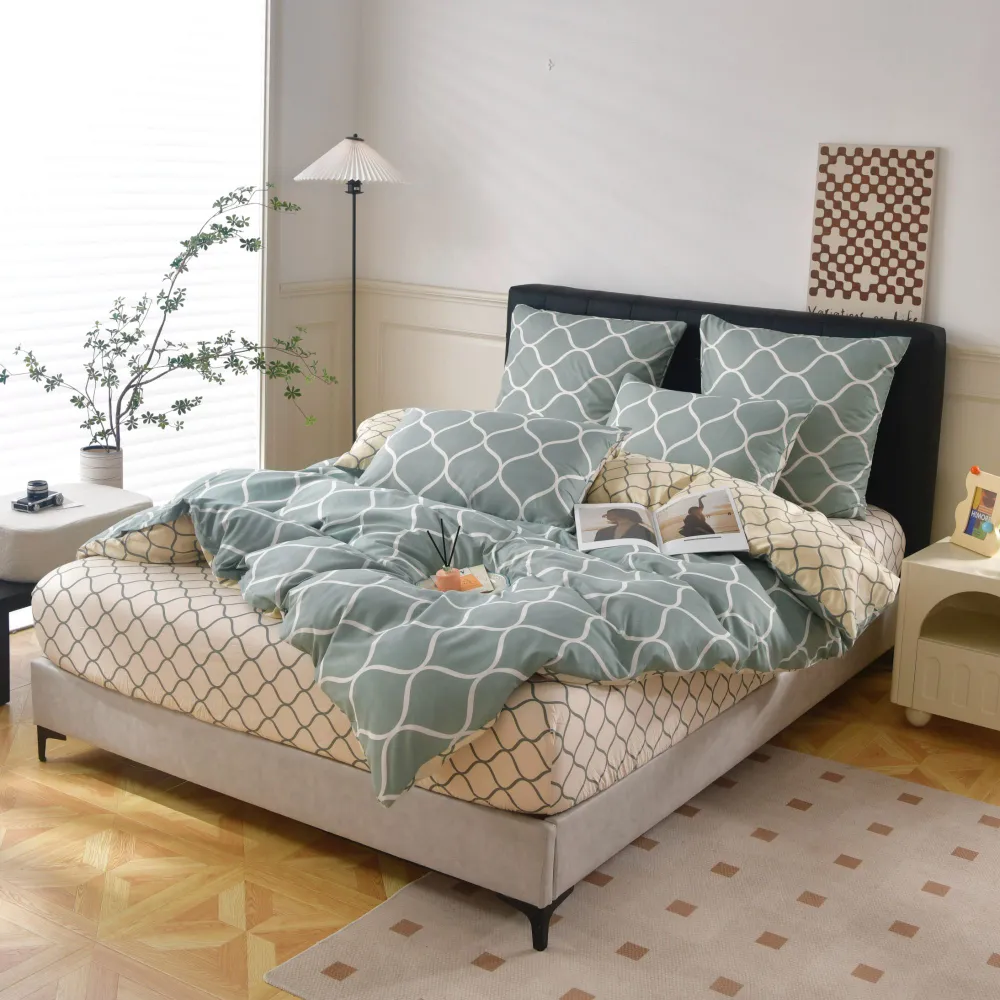 Комплект постельного белья Alanna Простынь на резинке по кругу Евро 3141₽